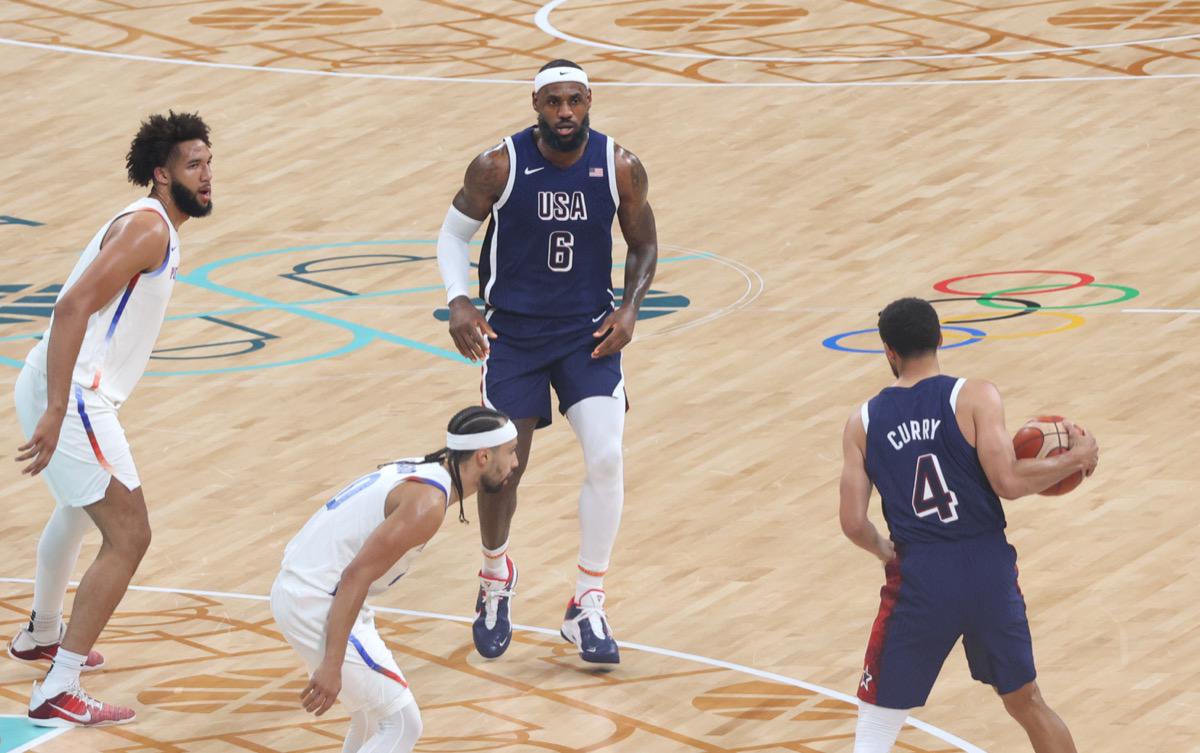 莱昂纳德国际赛场之路:奥运会参赛资格与美国男篮角色分析